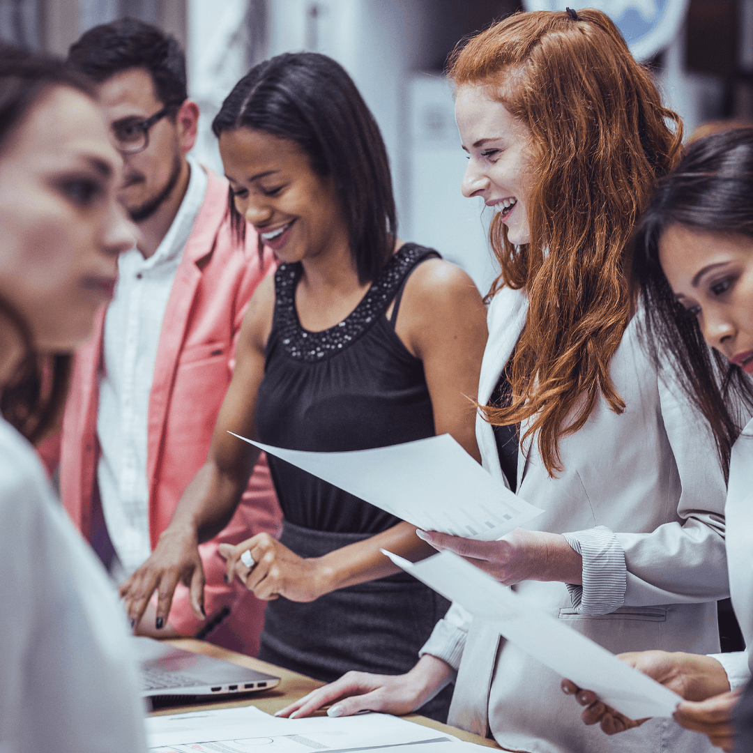 Participantes reunidos em uma experiência especial